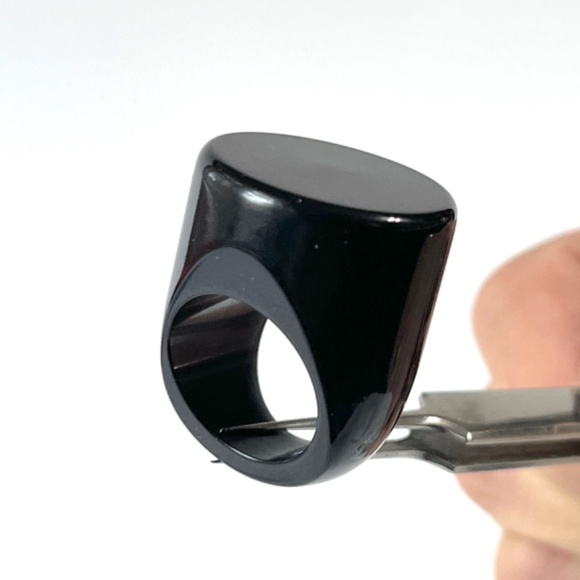 Vintage Size 6 3/4 Lucite Ring Chunky Flat Top Dome Black Mid Century Modern - Picture 5 of 16